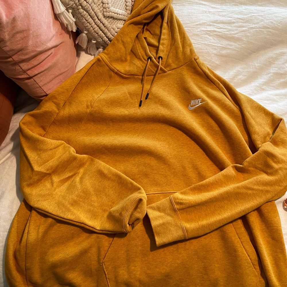 *FLASH SALE* Nike sweatshirt